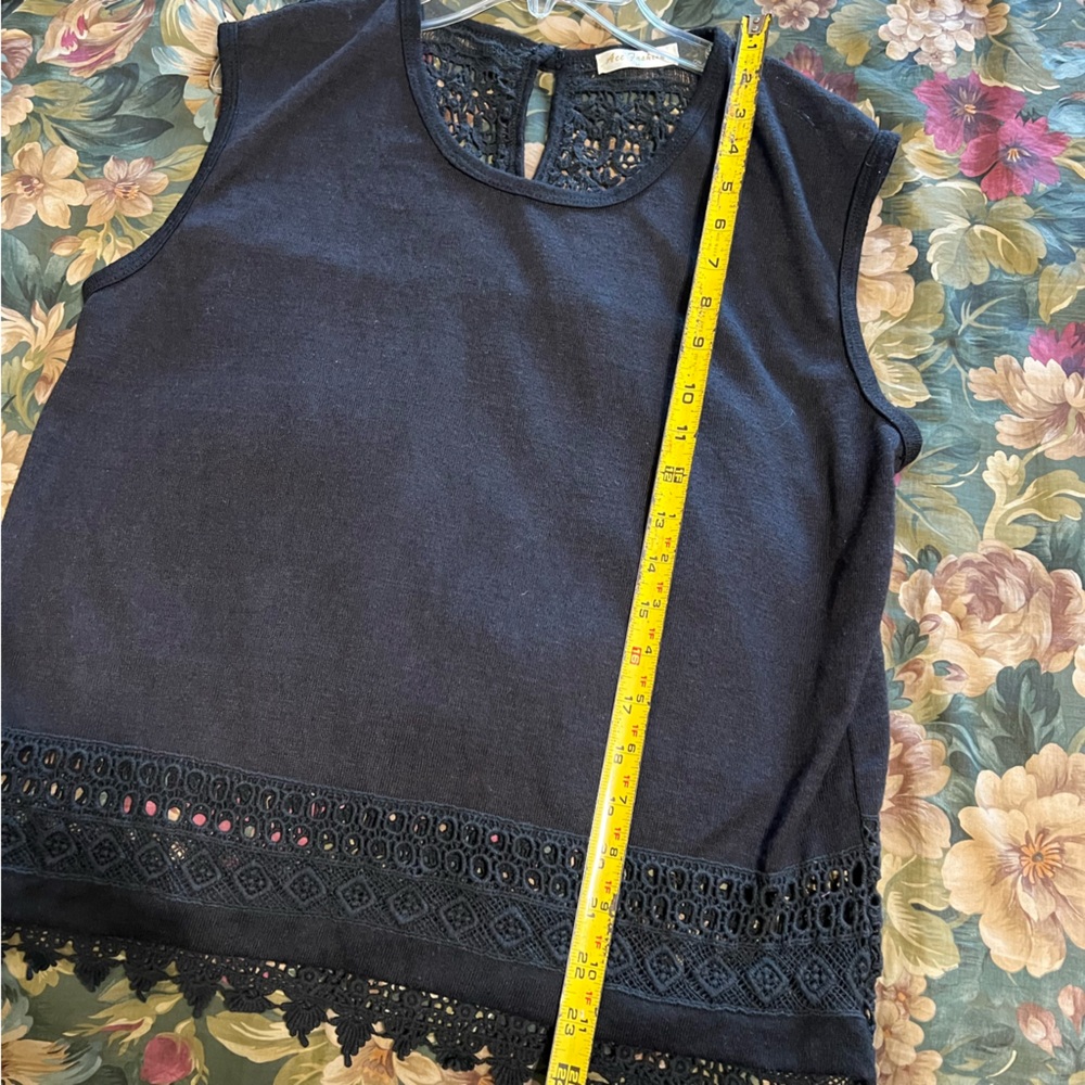 Ace Fashion Black Lace Trim Sleeveless Blouse - Picture 7 of 10